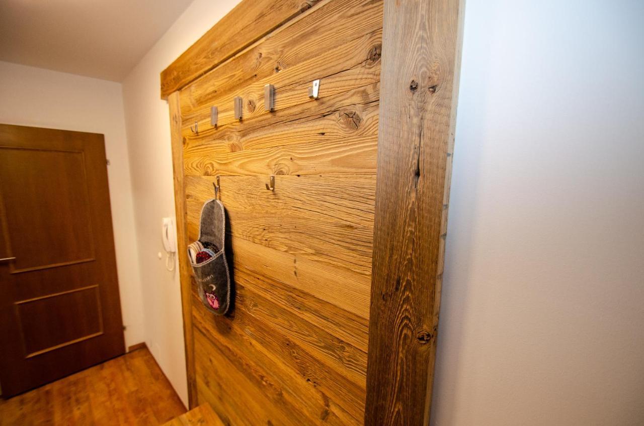 Penthouse Eightyone By All In One Apartments Капрун Екстериор снимка